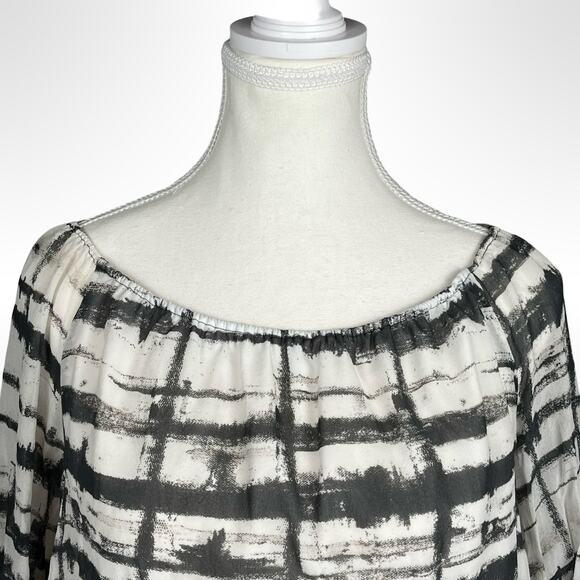 Alice + Olivia Black & White Brushstroke Print 3/4 Silk Blouse Top Lightweight S - Picture 2 of 7